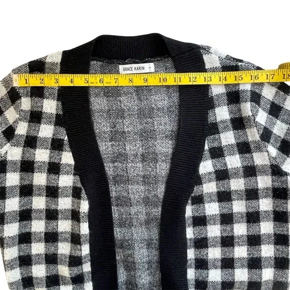 Buffalo Check Cropped Cardigan - Picture 10 of 14